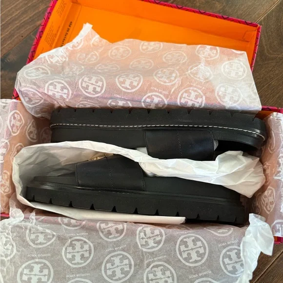 Tory Burch Everly Anatomic Lug slides. Size 8. - Picture 7 of 8